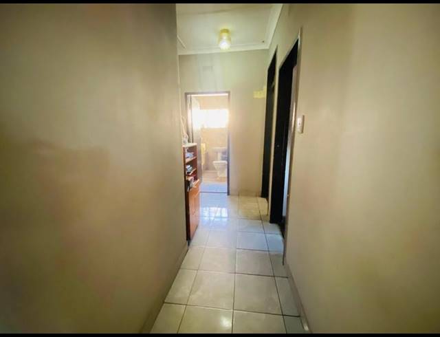 4 BEDROOM HOUSE FOR SALE IN KENSINGTON